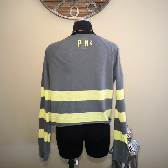 PINK Victoria’s Secret long sleeve crop top EUC!! - Picture 3 of 8